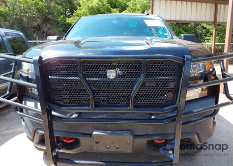 2019 Chevrolet Silverado 1500 Custom Trail Boss z USA, uszkodzony, nr VIN 3GCPYCEF7KG110838